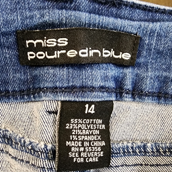 Miss Poured In Blue High Waist Butt Lifter Capri Jean Size 14 - Picture 3 of 5